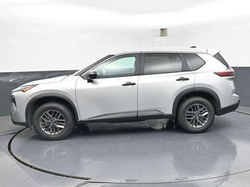 Brilliant Silver Metallic 2024 Nissan Rogue S