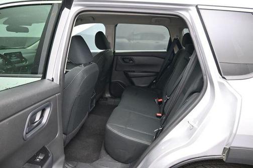 Brilliant Silver Metallic 2024 Nissan Rogue S