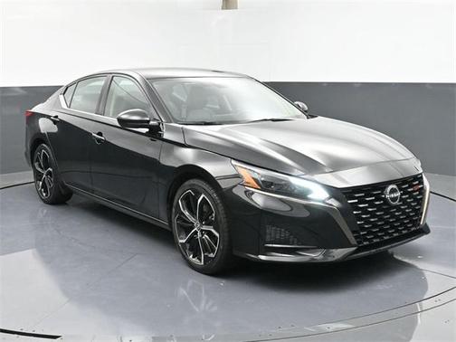 2024 Nissan Altima SR FWD