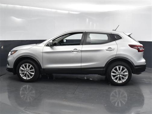 2022 Nissan Rogue Sport S