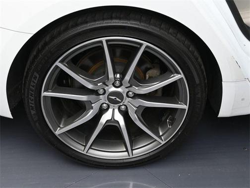 2023 Genesis G70 2.0T AWD
