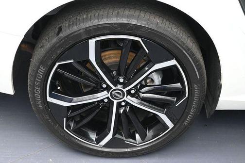 Glacier White 2025 Nissan Altima SR AWD