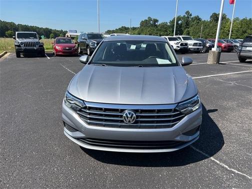 Photo 2 of 21 of 2021 Volkswagen Jetta 1.4T S
