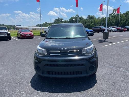 Photo 2 of 20 of 2018 Kia Soul Base