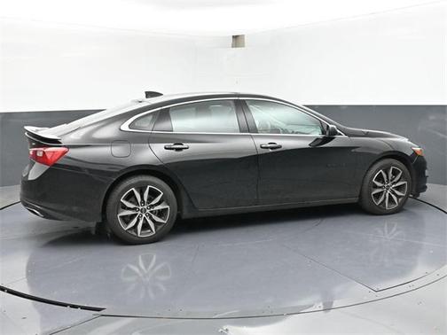 2022 Chevrolet Malibu FWD RS