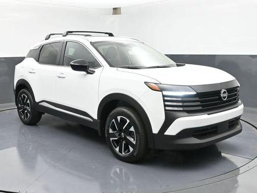 Fresh Powder 2026 Nissan Kicks SV