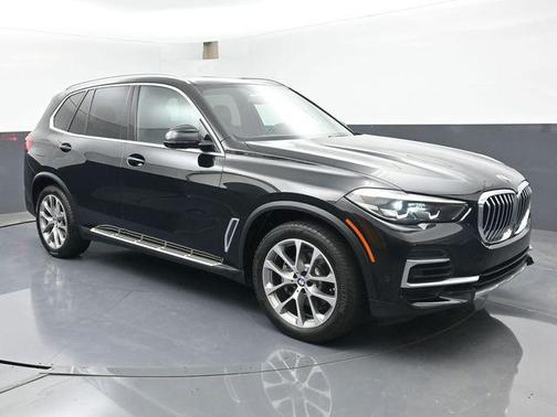 Black 2023 BMW X5 xDrive40i