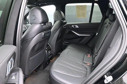 Black 2023 BMW X5 xDrive40i