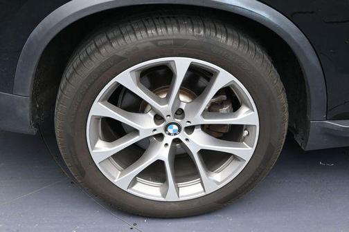 Black 2023 BMW X5 xDrive40i