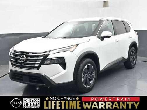 Everest White Pearl 2024 Nissan Rogue SV