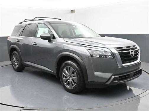 2025 Nissan Pathfinder SV FWD