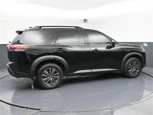 2024 Nissan Pathfinder SV FWD