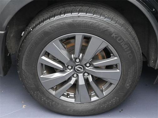 2024 Nissan Pathfinder SV FWD