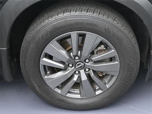 2024 Nissan Pathfinder SV FWD