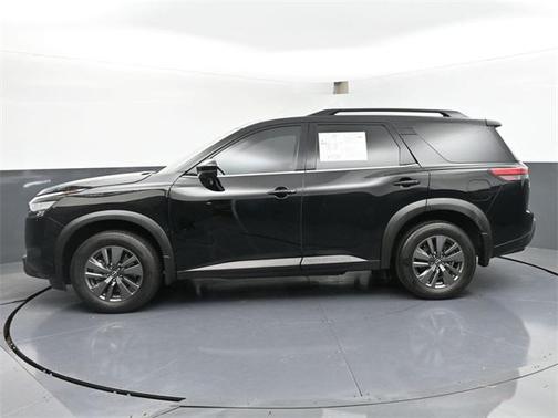 2024 Nissan Pathfinder SV FWD