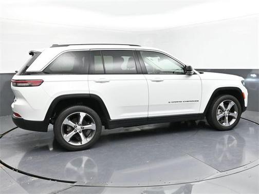 2023 Jeep Grand Cherokee Limited X