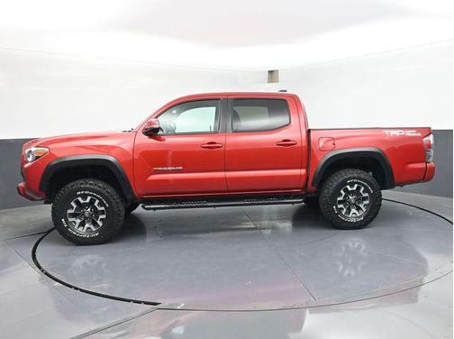 Barcelona Red Metallic 2022 Toyota Tacoma TRD Off Road