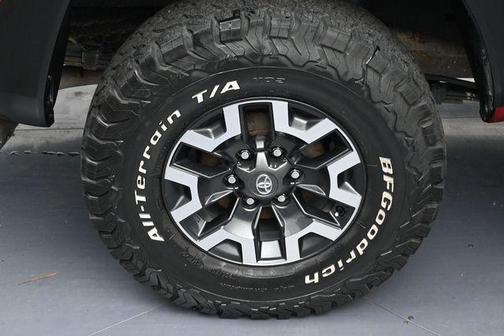 Barcelona Red Metallic 2022 Toyota Tacoma TRD Off Road