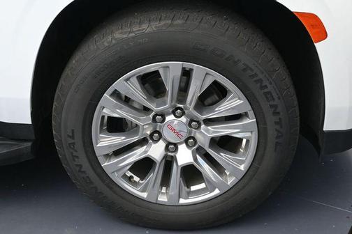 Summit White 2023 GMC Yukon Denali