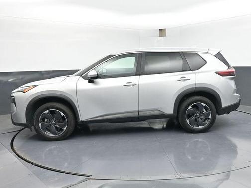 Brilliant Silver Metallic 2024 Nissan Rogue SV