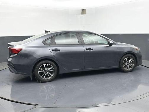 Gravity Gray 2024 Kia Forte LXS
