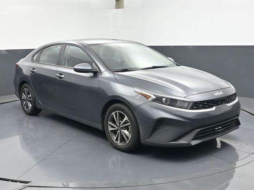 Gravity Gray 2024 Kia Forte LXS