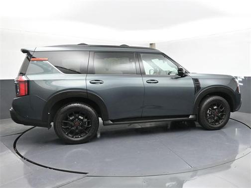 2025 Nissan Armada PRO-4X 4WD