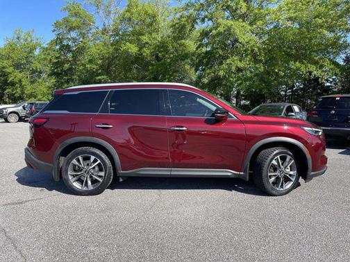 Deep Bordeaux 2023 INFINITI QX60 Luxe