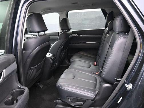 2023 Hyundai PALISADE SE