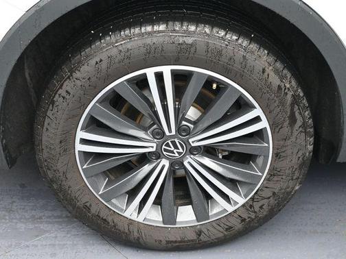 2024 Volkswagen Tiguan 2.0T Wolfsburg Edition