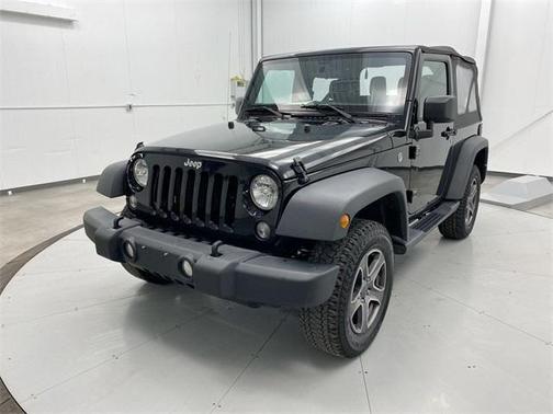 Photo 3 of 22 of 2017 Jeep Wrangler Sport