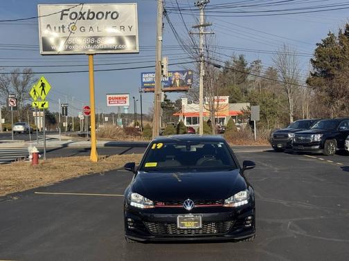 2019 Volkswagen Golf GTI 2.0T S 4-Door