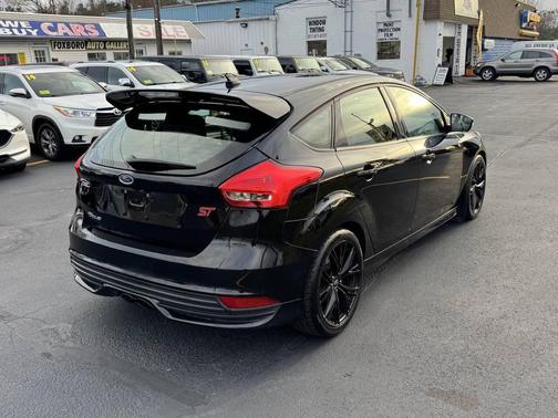 2018 Ford Focus ST Base