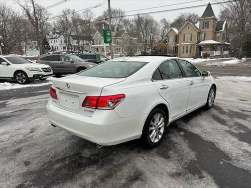 2010 Lexus ES 350 Base