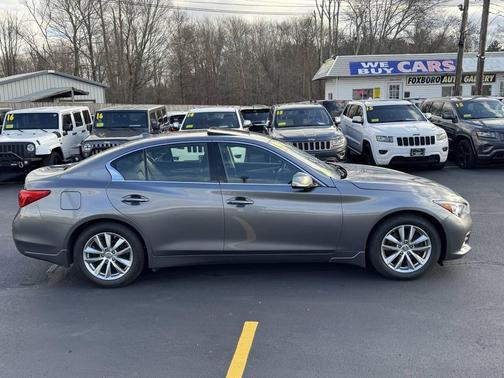 2015 INFINITI Q50 Premium