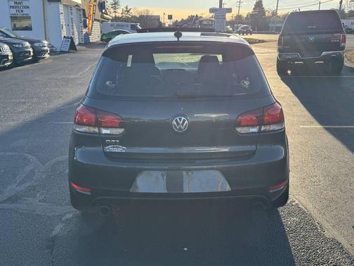 2011 Volkswagen GTI 4-Door