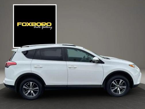 Super White 2016 Toyota RAV4 XLE
