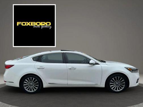 2017 Kia Cadenza Premium
