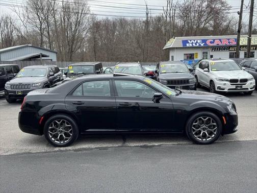 2016 Chrysler 300 S
