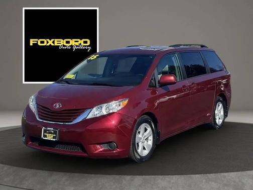 2015 Toyota Sienna LE