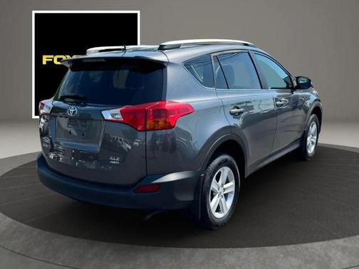Magnetic Gray Pearl 2014 Toyota RAV4 XLE