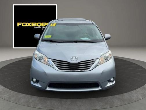 Silver Sky Metallic 2013 Toyota Sienna XLE