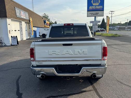2018 RAM 1500 Laramie