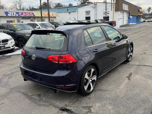 2016 Volkswagen Golf GTI 2.0T SE 4-Door