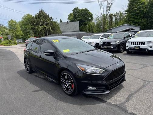 2018 Ford Focus ST Base