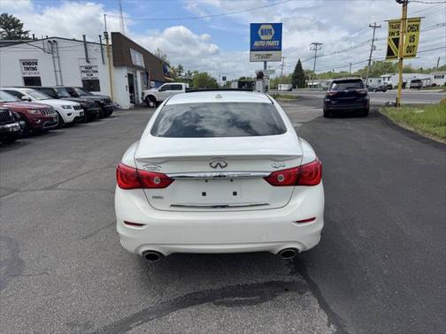 2014 INFINITI Q50 Premium