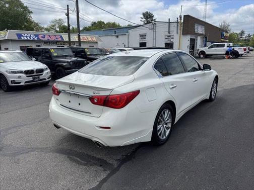 2014 INFINITI Q50 Premium