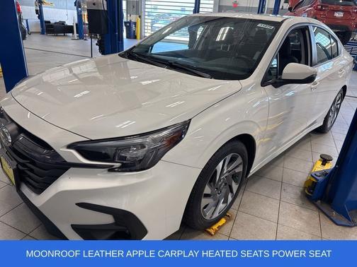 Crystal White Pearl 2023 Subaru Legacy Limited