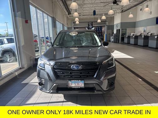 Magnetite Gray Metallic 2024 Subaru Forester Base