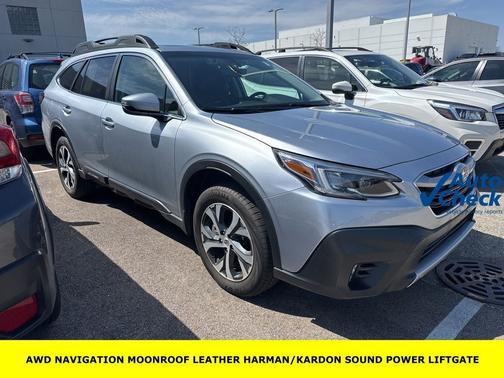 Ice Silver Metallic 2022 Subaru Outback Limited